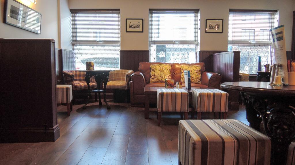 Dalton Inn Hotel Claremorris Eksteriør bilde