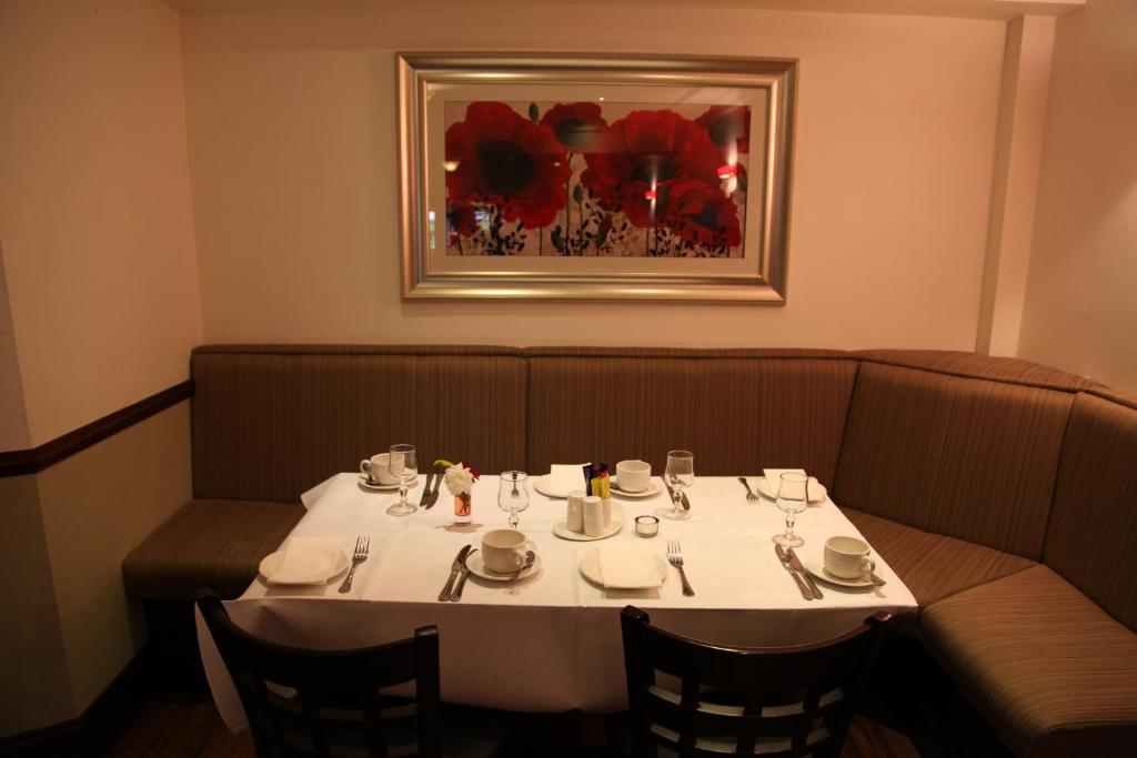 Dalton Inn Hotel Claremorris Eksteriør bilde