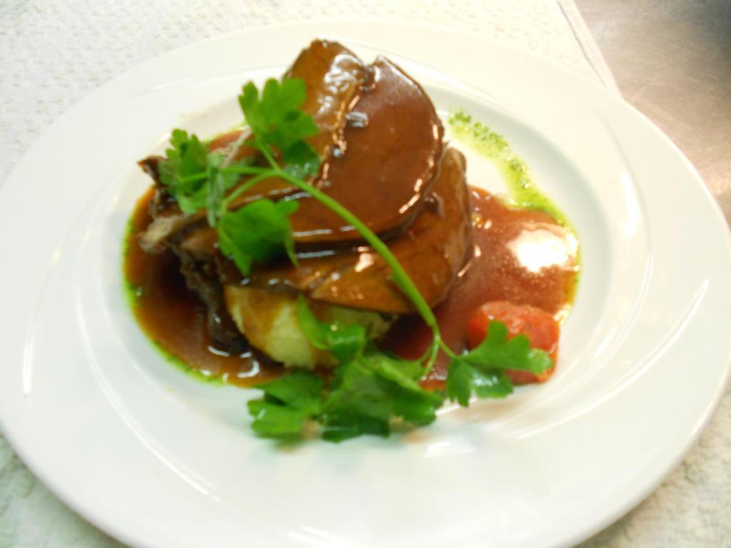 Dalton Inn Hotel Claremorris Eksteriør bilde